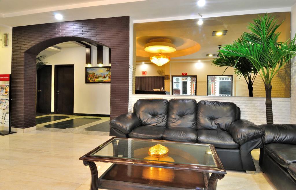 Arihant Inn-Near Blk Hospital New Delhi Extérieur photo