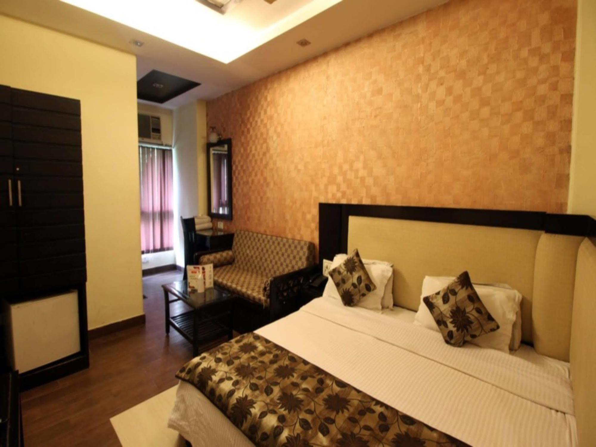 Arihant Inn-Near Blk Hospital New Delhi Extérieur photo
